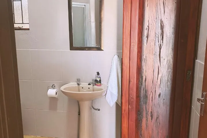Standard Room bathroom